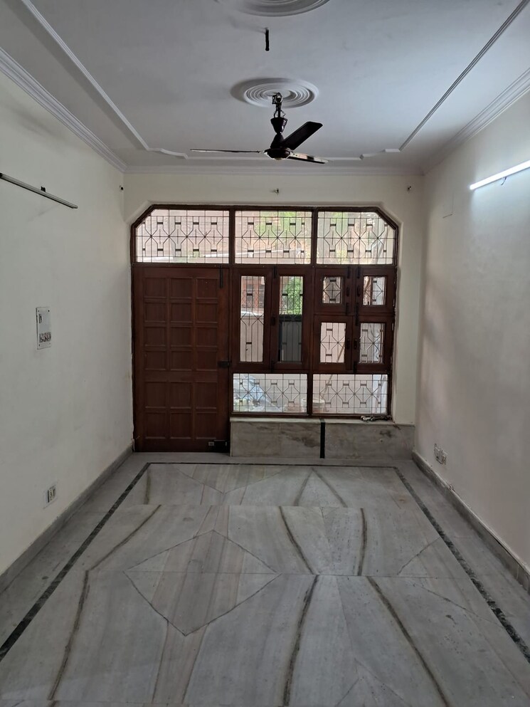 Bedroom, sector 26 2.5 Bedroom 1500 Sq.Ft. Builder Floor In Sector 26 Noida 8641819