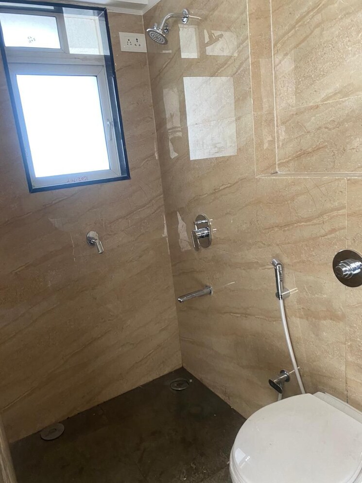 Bathroom, mahindra-roots 2 Bedroom 751 Sq.Ft. Apartment In Kandivali East Mumbai 8641851
