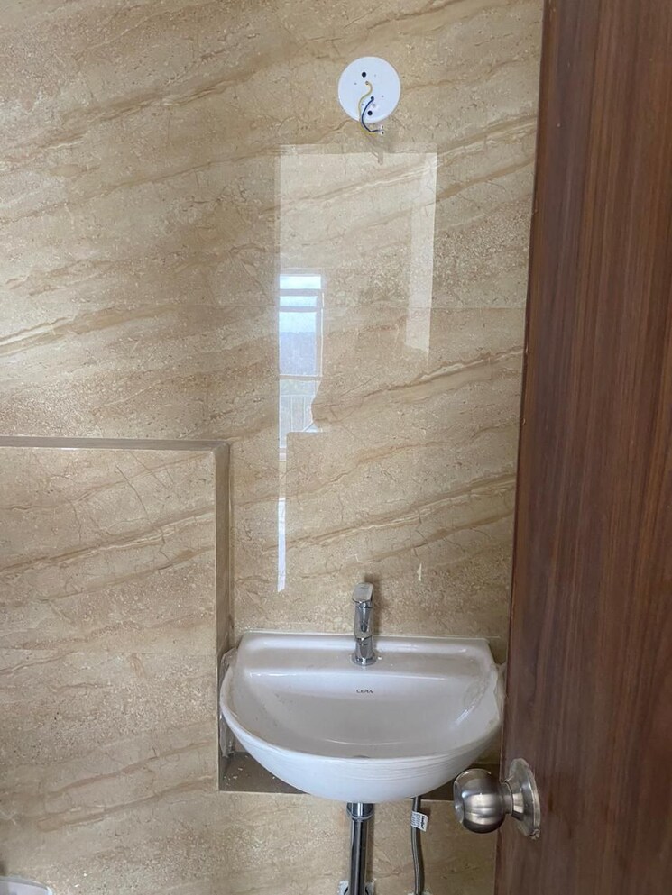 Bathroom, mahindra-roots 2 Bedroom 751 Sq.Ft. Apartment In Kandivali East Mumbai 8641851