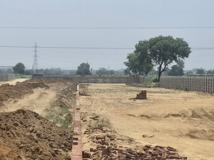 undefined, modipuram  122 Sq.Yd. Plot In Modipuram Meerut 8641911