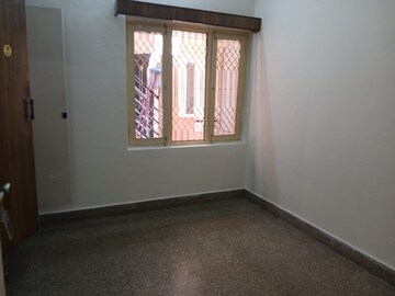 Room in 2 BHK Builder Floor at Koramangala – for Rent