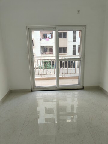 Room in 3 BHK Apartment at Avanti Vihar – for Sale