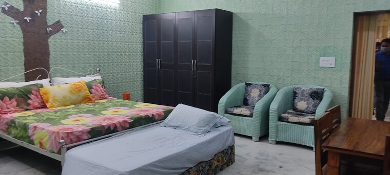 Bedroom, sector 14 3 Bedroom 4150 Sq.Ft. Builder Floor In Sector 14 Faridabad 8642025