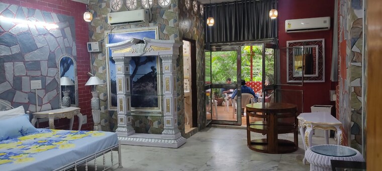 Gym, sector 14 3 Bedroom 4150 Sq.Ft. Builder Floor In Sector 14 Faridabad 8642025