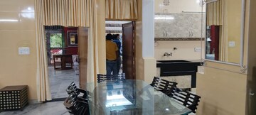Staircase in 3 BHK Builder Floor at Sector 14 – for Rent