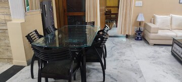 Gym in 3 BHK Builder Floor at Sector 14 – for Rent