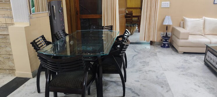 Gym, sector 14 3 Bedroom 4150 Sq.Ft. Builder Floor In Sector 14 Faridabad 8642025