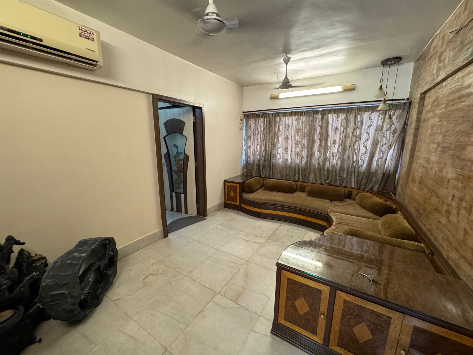 1 BHK + Extra Room Apartment For Rent in HDIL Dheeraj Jamuna
