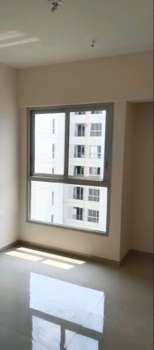 1 BHK Apartment For Sale in Rosa Gardenia, Ghodbunder Road