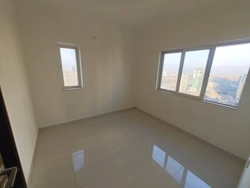 1 BHK Apartment For Rent in Omkar Signet, Malad East