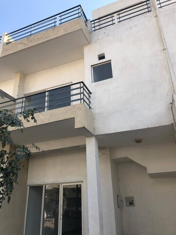 3 BHK Villa – Exterior View View at Paramount Golfforeste Villas, Zeta I Greater Noida - for Rent