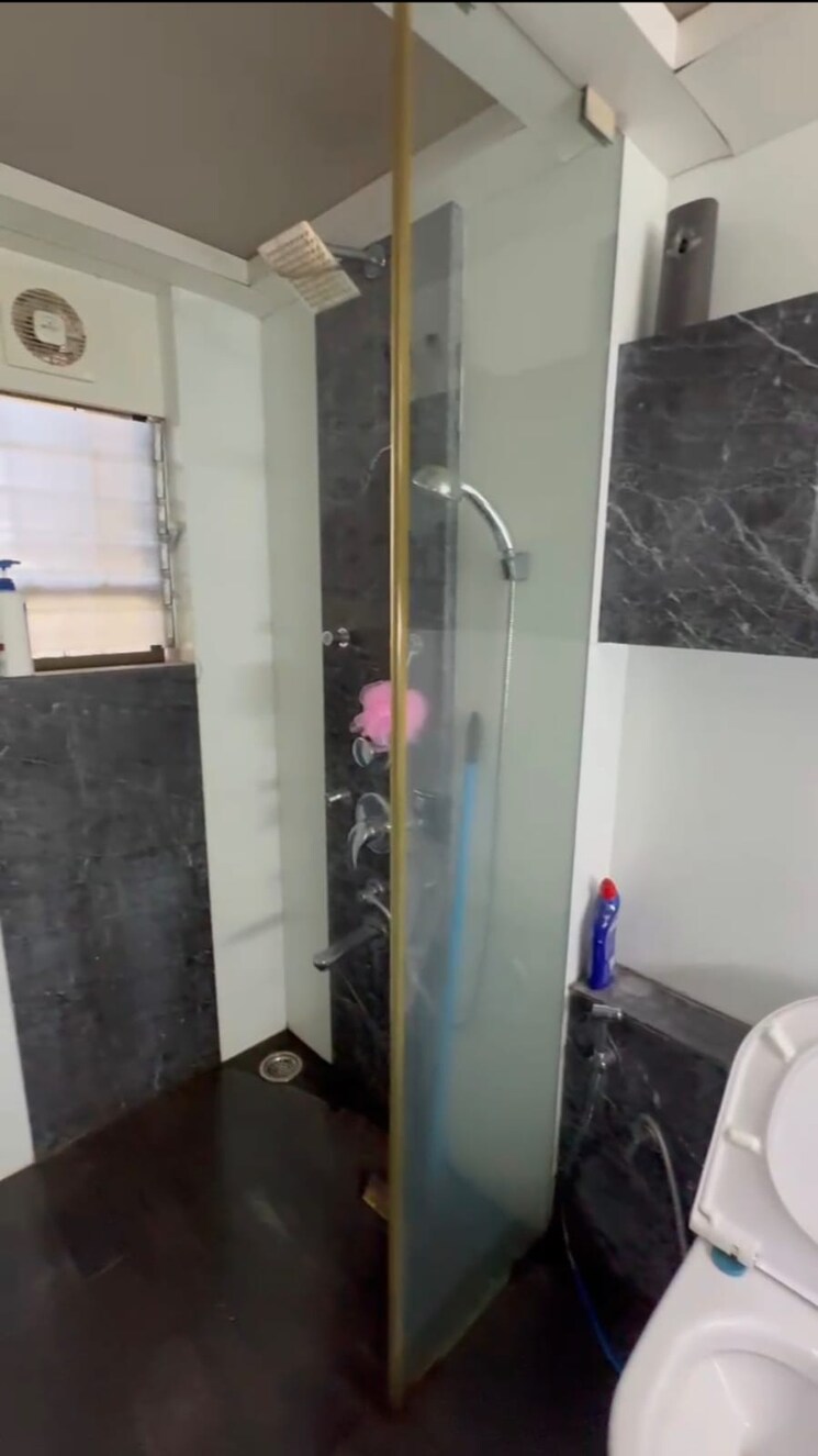 Bathroom, sindhi-society 4 Bedroom 1820 Sq.Ft. Apartment In Chembur Mumbai 8642169