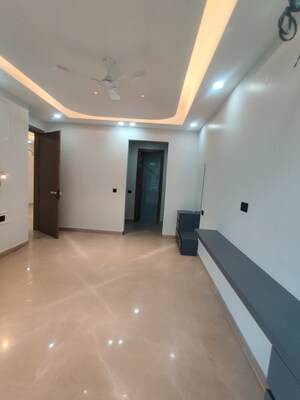 Room in 3 BHK Apartment at Smart World The Edition, Sector 66 – for Sale