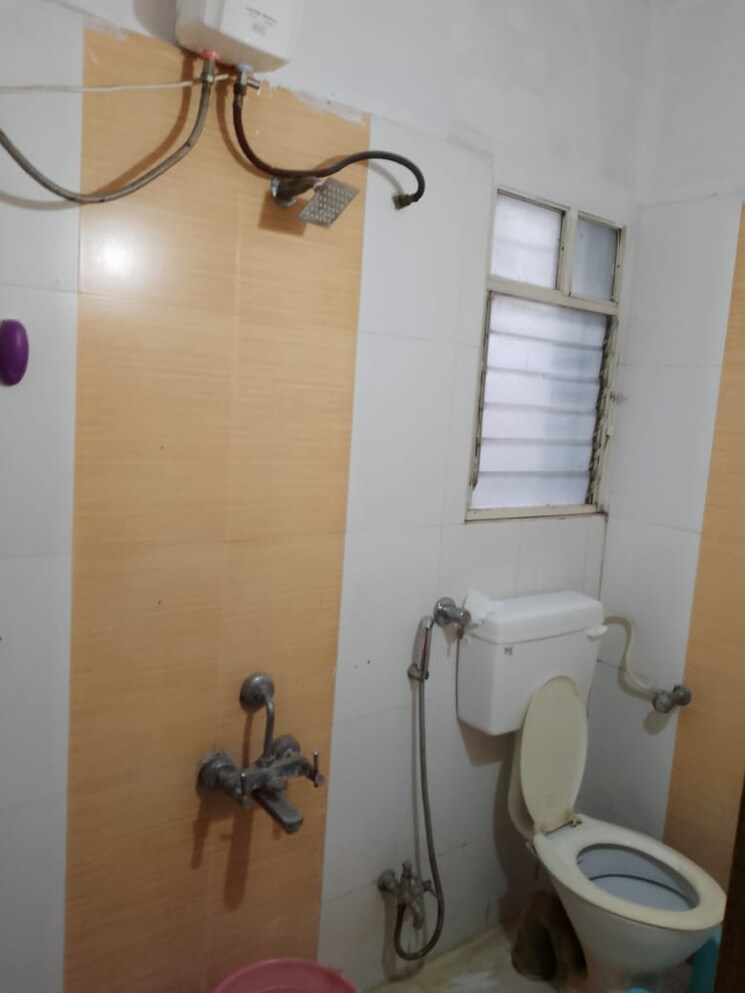 Bathroom, raviraj-yellow-blossoms 2 Bedroom 998 Sq.Ft. Apartment In Ghorpadi Pune 8642230