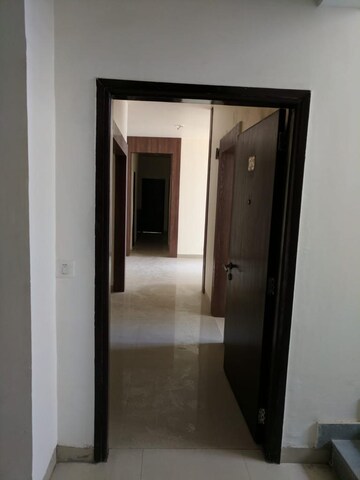  4 BHK Apartment at Sector 103 – for Rent