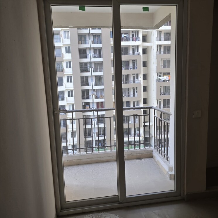 Room, amrapali-golf-homes 3 Bedroom 1425 Sq.Ft. Apartment In Sector 4 Greater Noida Greater Noida 8642346