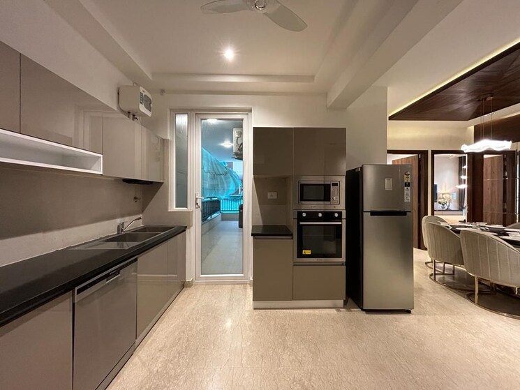 Kitchen, maya-green-lotus-saksham 5 Bedroom 3360 Sq.Ft. Apartment In International Airport Road Zirakpur 8642337