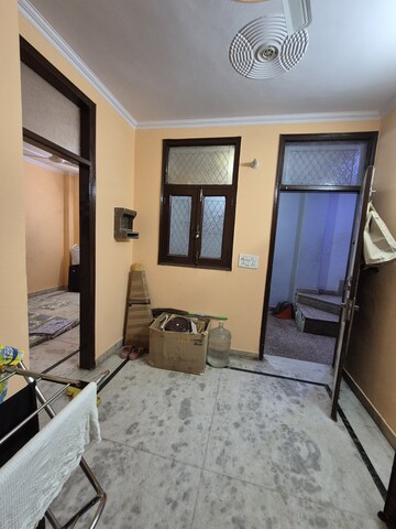 Master Bedroom in 1 BHK Builder Floor at Govindpuri – for Rent