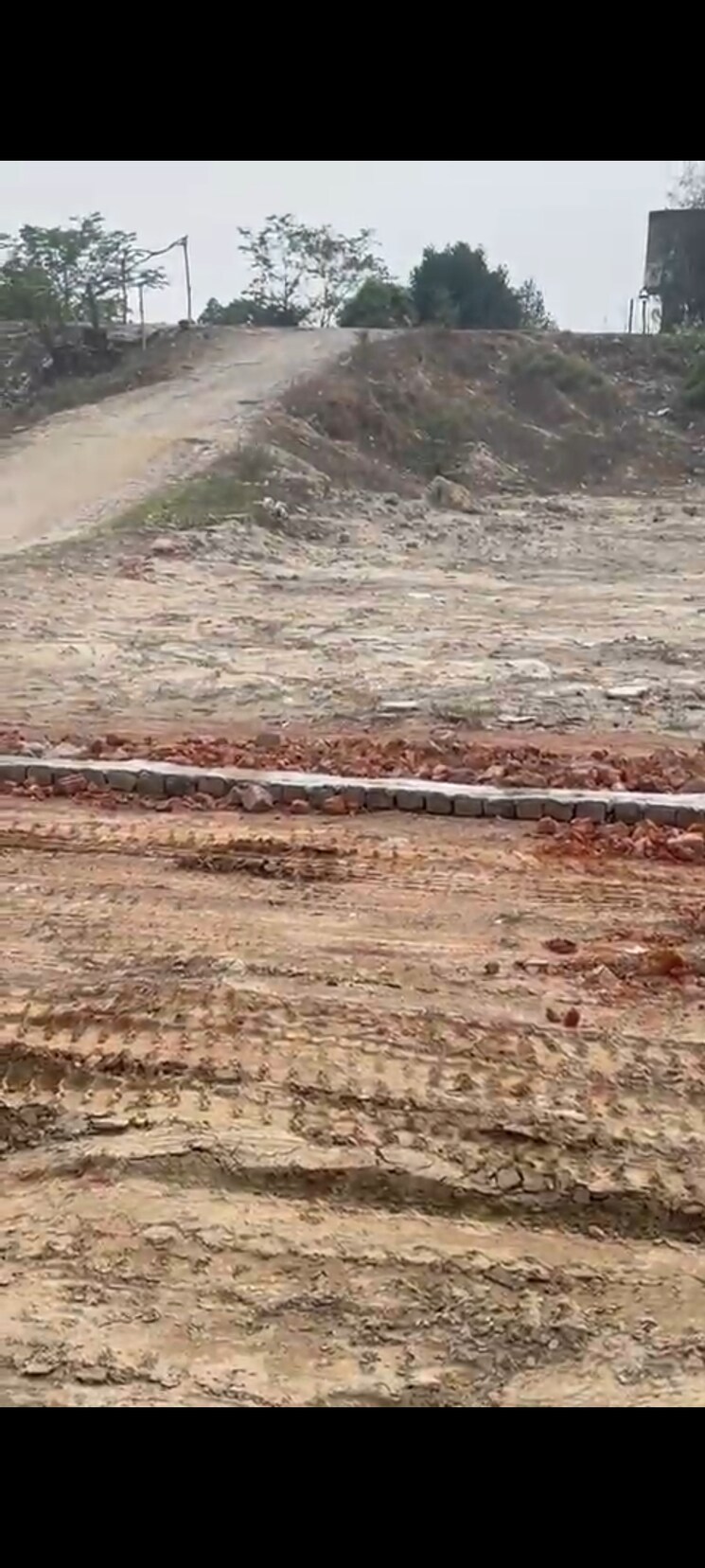 undefined, swarnim-vihar  80 Sq.Yd. Plot In Sector 82 Noida 8642445