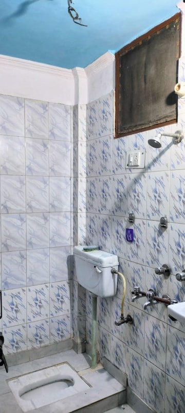 Bathroom in 1 BHK Builder Floor at Govindpuri – for Rent