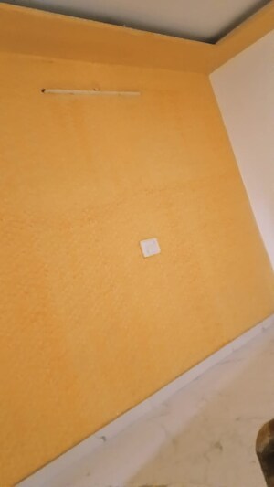 Room in 3 BHK Villa at Kalwar Road – for Sale