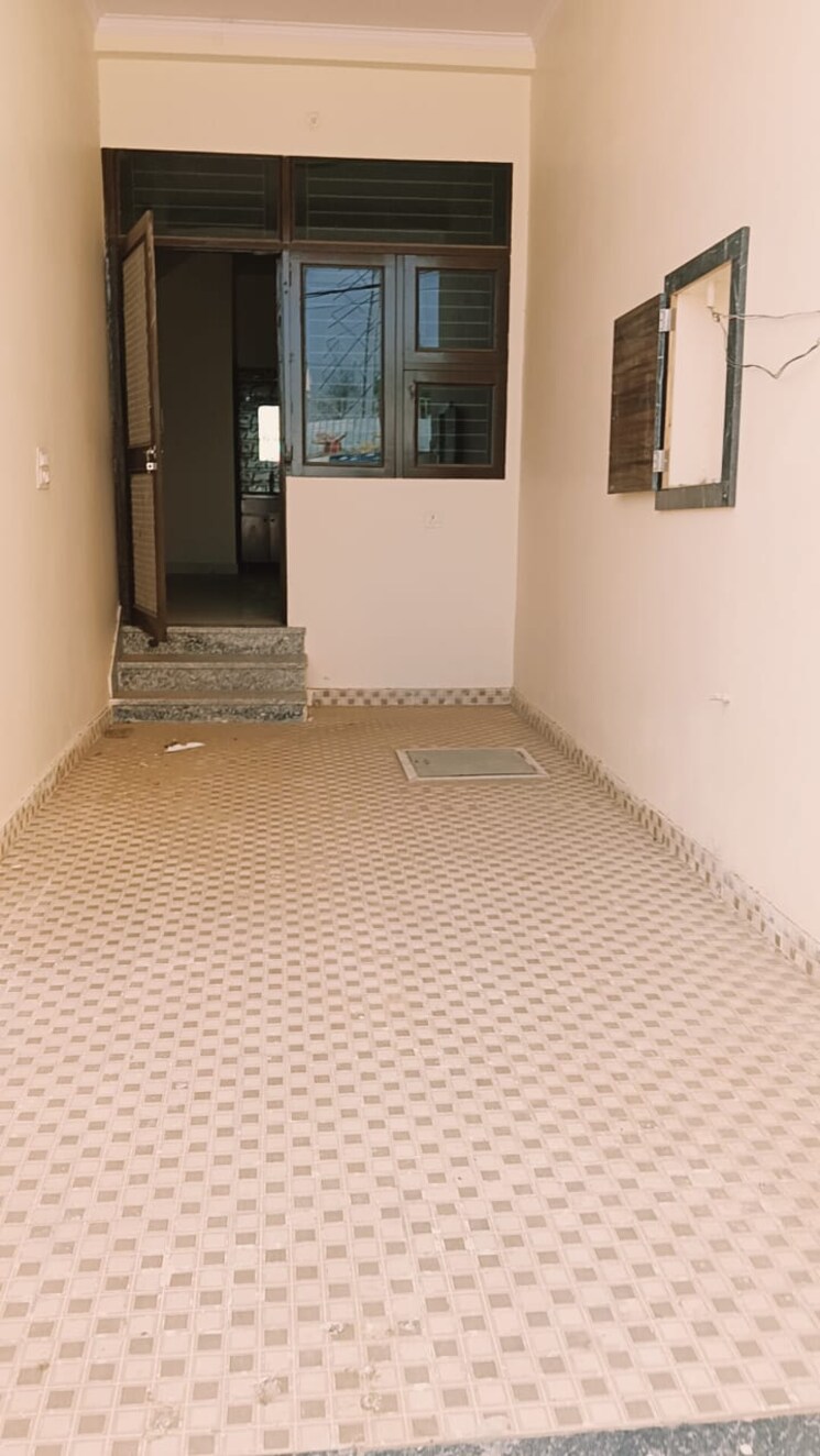  Parking, kalwar road 3 Bedroom 1700 Sq.Ft. Villa In Kalwar Road Jaipur 8642498