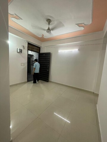 Room in 2 BHK Builder Floor at Neb Sarai – for Rent