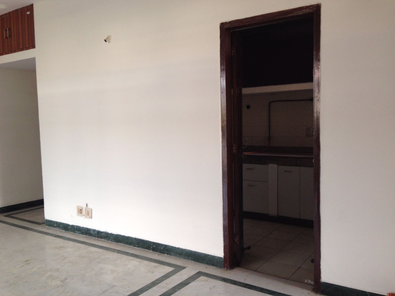 2 BHK 1000 Sq.Ft. Builder Floor in Suncity Township Gurgaon