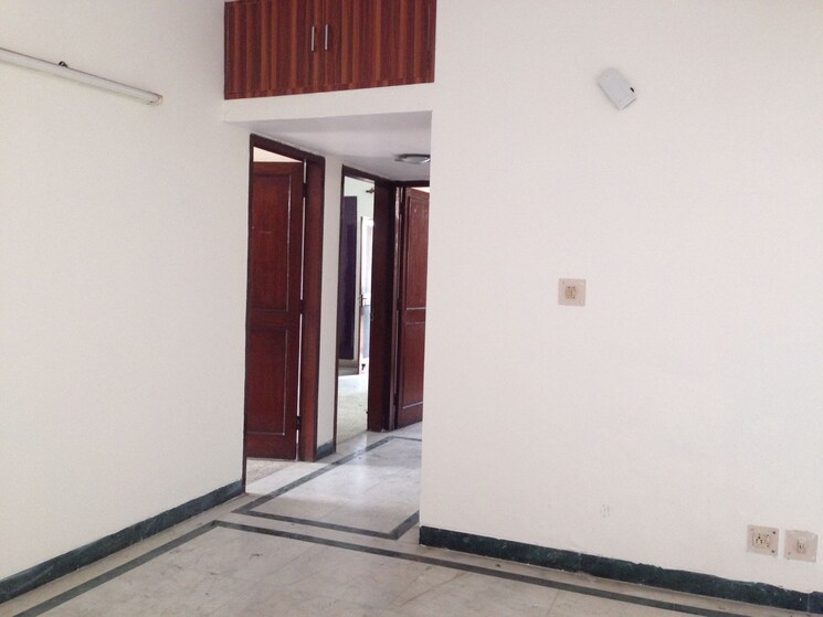Room, suncity-township-gurgaon 2 Bedroom 1000 Sq.Ft. Builder Floor In Sector 54 Gurgaon 8642466