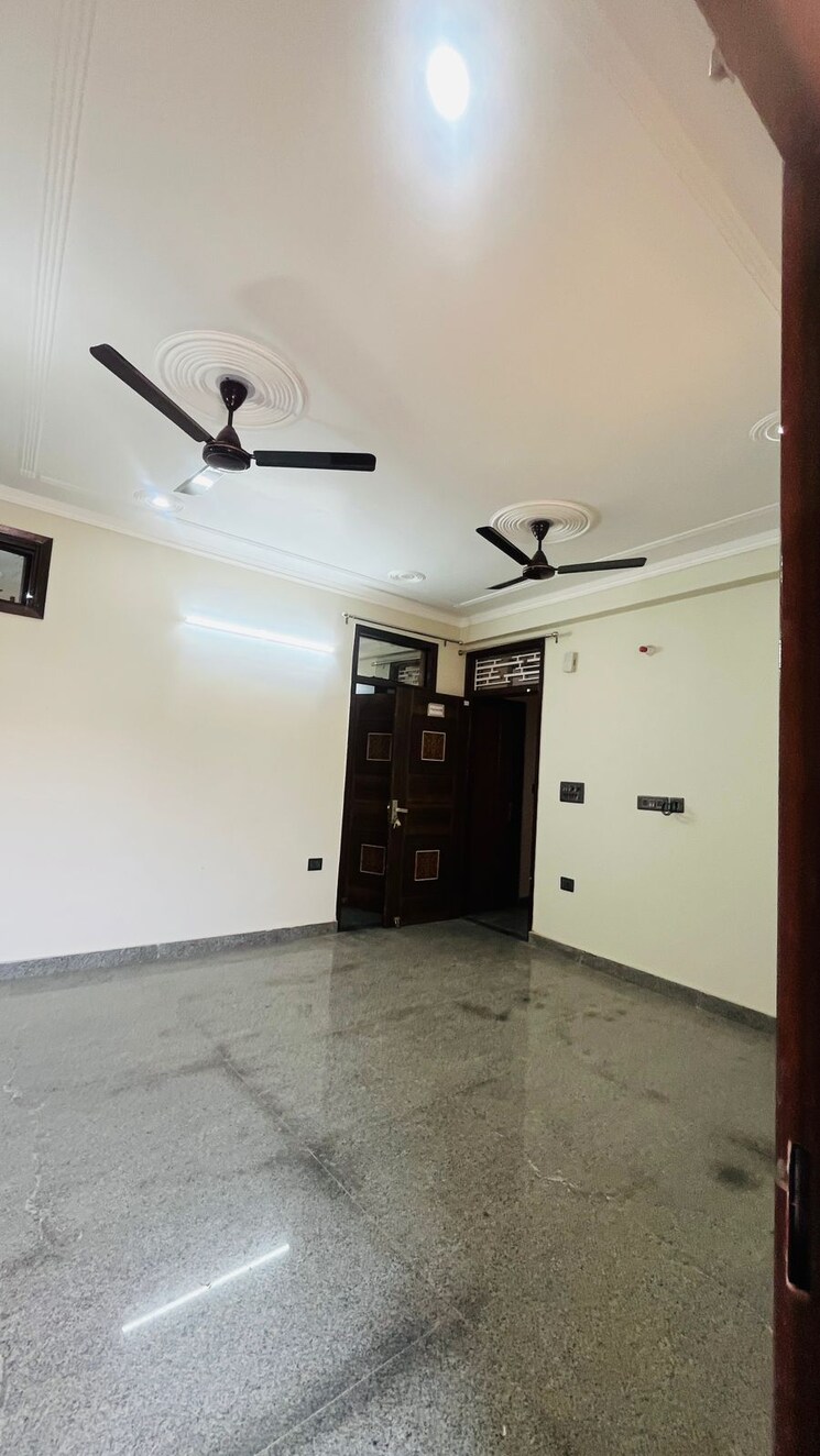 Room, palm-residency-chhatarpur 1 Bedroom 550 Sq.Ft. Apartment In Chattarpur Delhi 8642483