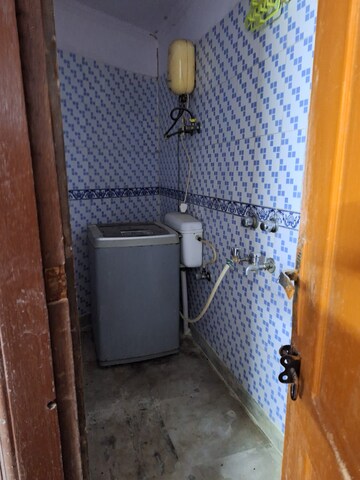 Bathroom in 1 BHK Builder Floor at Govindpuri – for Rent