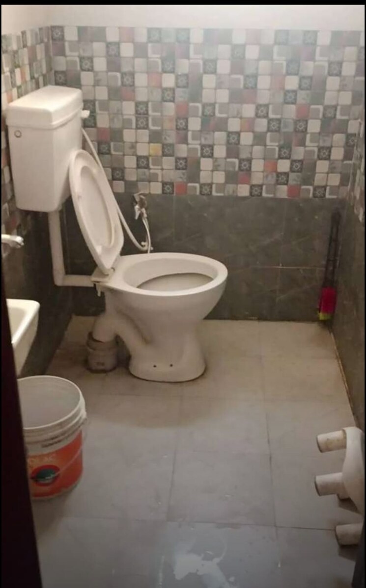 Bathroom, katara 2 Bedroom 612 Sq.Ft. Apartment In Katara Bhopal 8642552