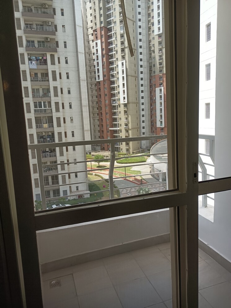Balcony, the-3c-lotus-panache 4 Bedroom 2538 Sq.Ft. Apartment In Sector 110 Noida 8642574