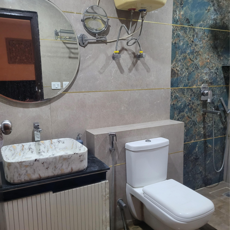 Bathroom, bptp-park-grandeura 2 Bedroom 873 Sq.Ft. Apartment In Sector 82 Faridabad 8642596