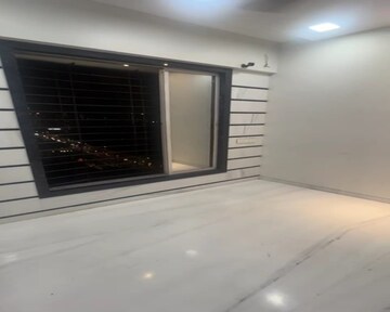 Bedroom in 1 BHK Apartment at Dadar East – for Rent