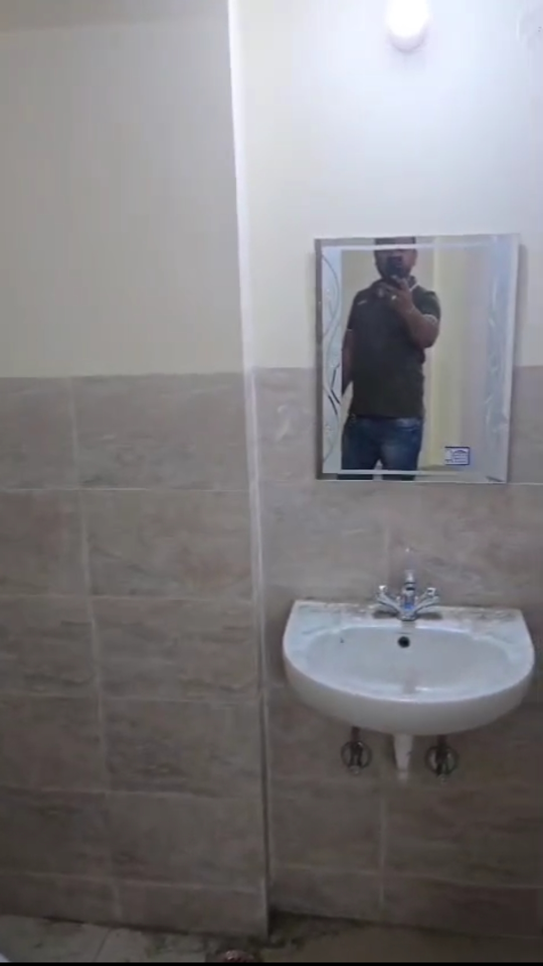 2 BHK 930 Sq.Ft. Apartment in Wave City