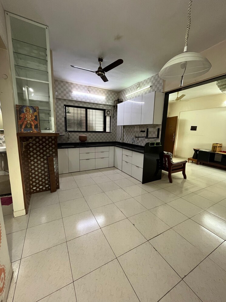 Bathroom, karishma-society 2 Bedroom 1200 Sq.Ft. Apartment In Kothrud Pune 8642664