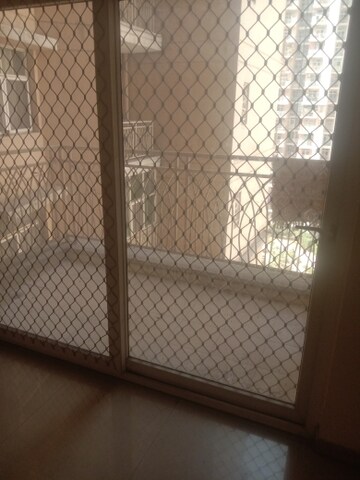 Room in 3 BHK Apartment at Mahagun Mywoods, Sector 16c Greater Noida – for Rent