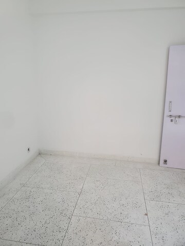 Room in 3 BHK Apartment at Sector 22 Dwarka – for Sale