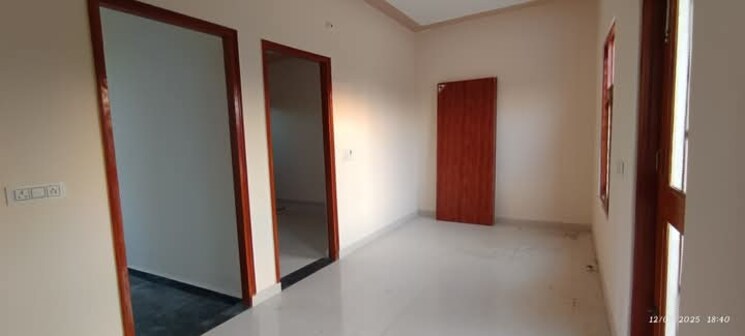 Room, amehra adipur 3.5 Bedroom 113 Sq.Yd. Independent House In Amehra Adipur Meerut 8642643