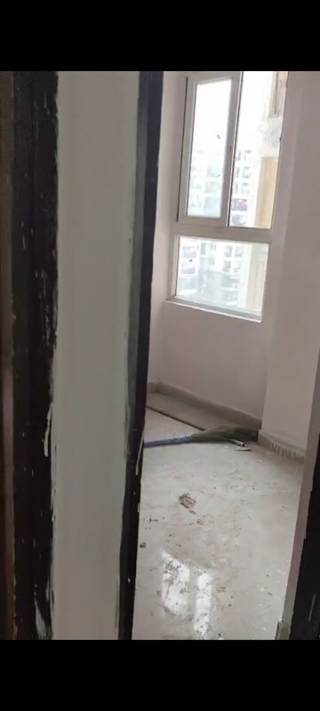 Bathroom in 2.5 BHK Apartment at Galaxy North Avenue ll, Gaur City 2  – for Sale