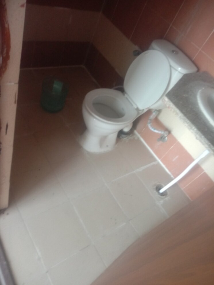 Bathroom, mahagun-mywoods 3 Bedroom 1225 Sq.Ft. Apartment In Sector 16c Greater Noida Greater Noida 8642665