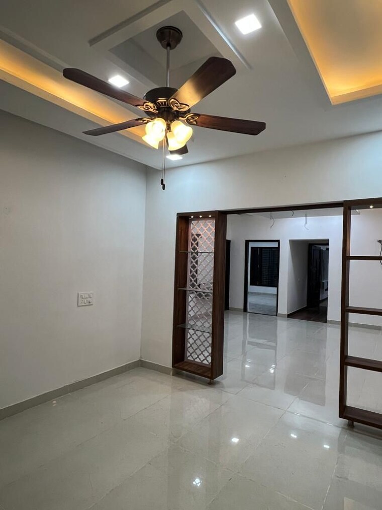 Room, sunny enclave 4 Bedroom 105 Sq.Yd. Independent House In Sunny Enclave Mohali 8642713