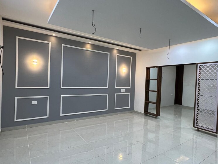 Room, sunny enclave 4 Bedroom 105 Sq.Yd. Independent House In Sunny Enclave Mohali 8642713
