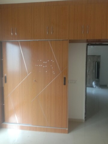 Furnished Amenities in 3 BHK Apartment at Mahagun Mywoods, Sector 16c Greater Noida – for Rent