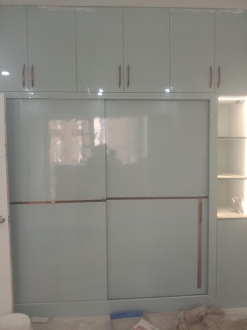 Furnished Amenities in 3 BHK Apartment at Mahagun Mywoods, Sector 16c Greater Noida – for Rent