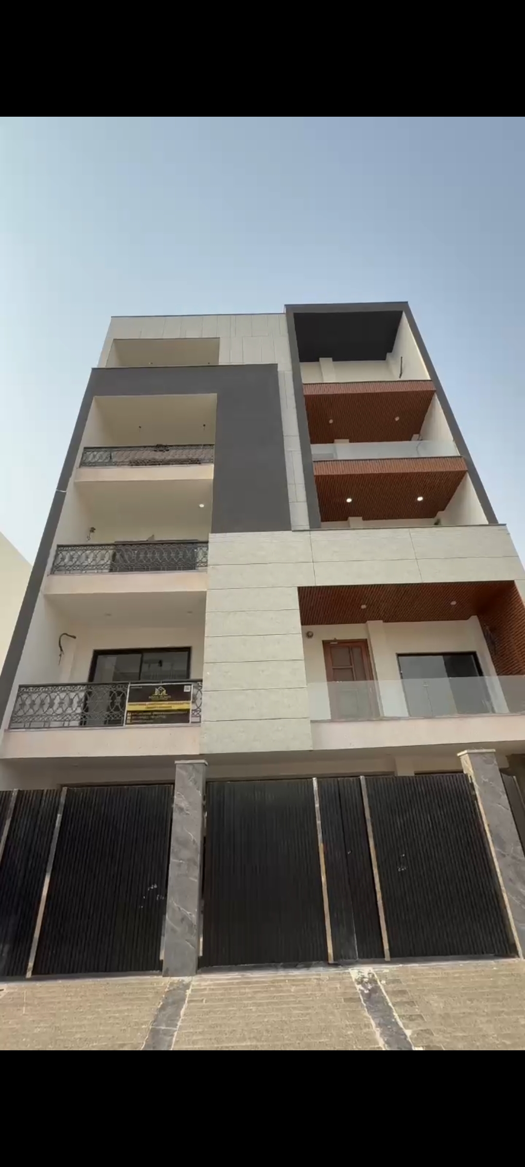 5 BHK + Extra Room Builder Floor For Sale in Builder Floors 