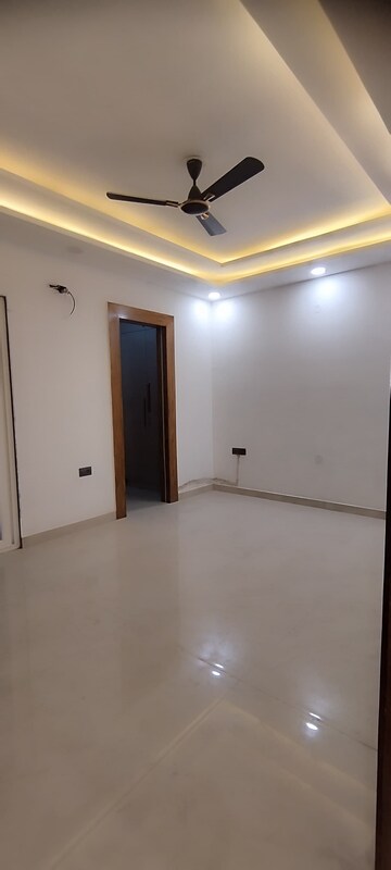 3 BHK Builder Floor For Sale in Green Fields Colony