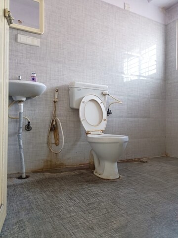 Bathroom in 3 BHK Builder Floor at Koramangala – for Rent