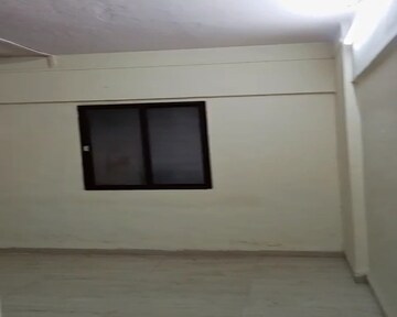 Room in 1 RK Apartment at Dadar East – for Rent
